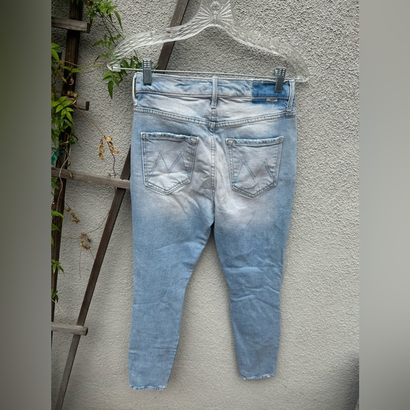 ❌SOLD❌Mother The Super Stunner Ankle Jeans in Say Amen, Again! - Picture 7 of 12